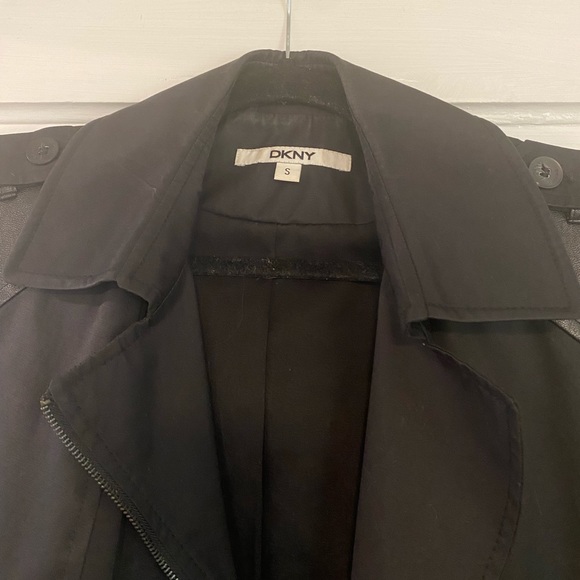 DKNY Small Black Faux Leather Trim Trench Coat - Picture 3 of 9